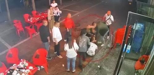 唐山打人小巷视频爆料,小巷视频揭露暴力冲突惊人一幕  第3张 唐山打人小巷视频爆料,小巷视频揭露暴力冲突惊人一幕  第3张